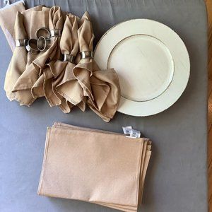 8 Pieces of Each Place Setting (Charger, Placemat, Napkin with Napkin Holder)